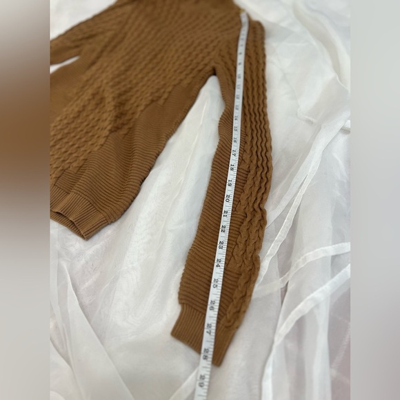 ASOS Designs Cotton Light Brown Cable Knit Mock Neck Sweater Size Small - Picture 7 of 10